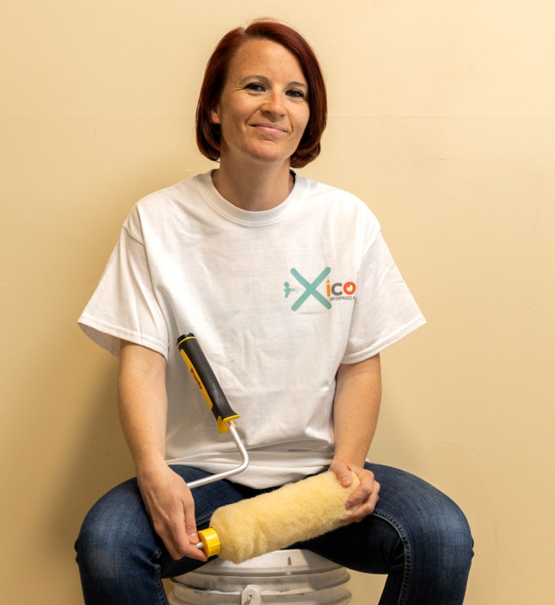 Xico member with roller